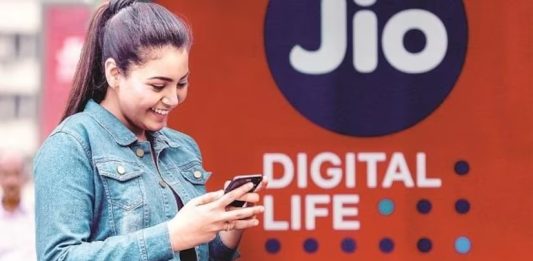 Jio is offering unlimited 5G data with Rs 101 recharge plan on Diwali 2024, check plan details