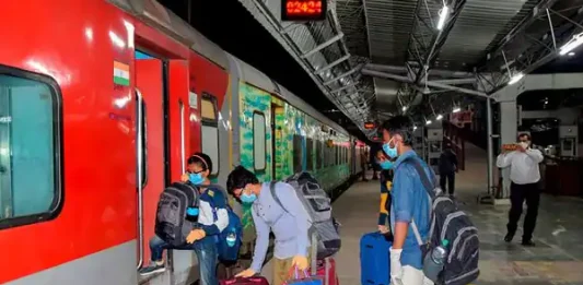 Railways will run around 6000 special trains this festive season